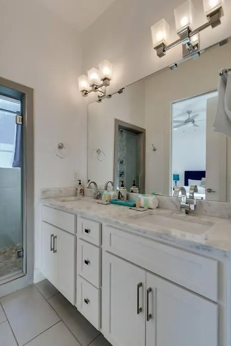 Holiday home Epic Location- Steps From 12Th S, Sleep12 Villa Nashville